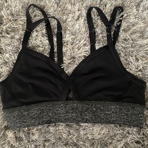New Lululemon Black Sportsbra Size 8